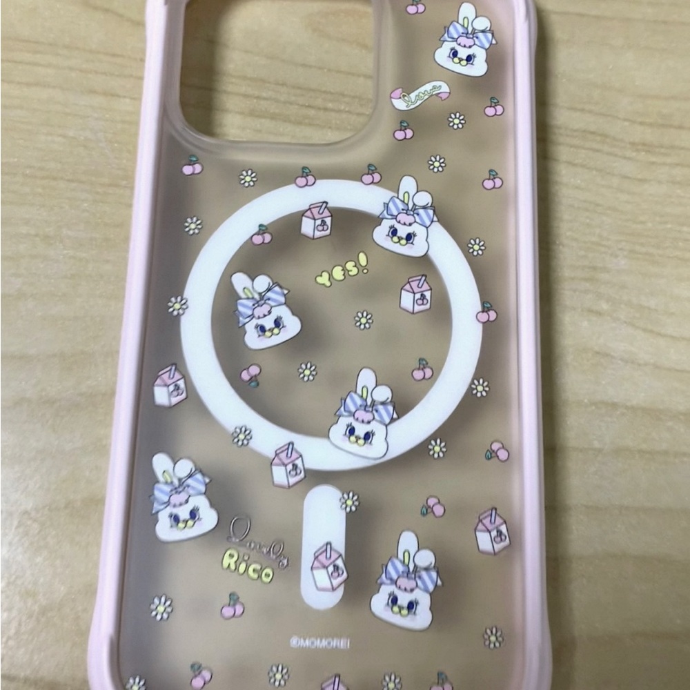 Pink Clear Bunny Print MagSafe-Compatible Phone Case